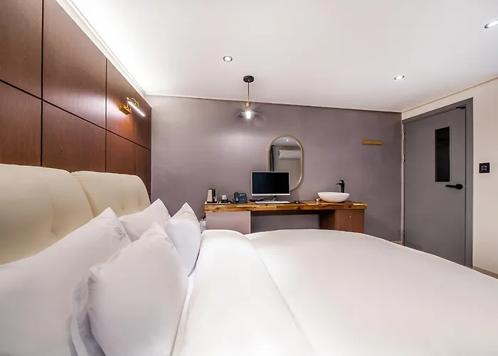 Band Hotel